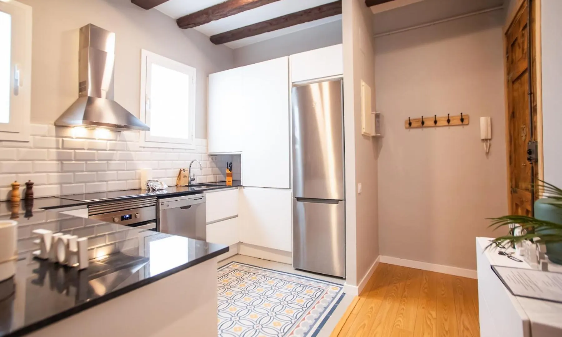 44Mal1084- Bright 2Br Apartment Βαρκελώνη