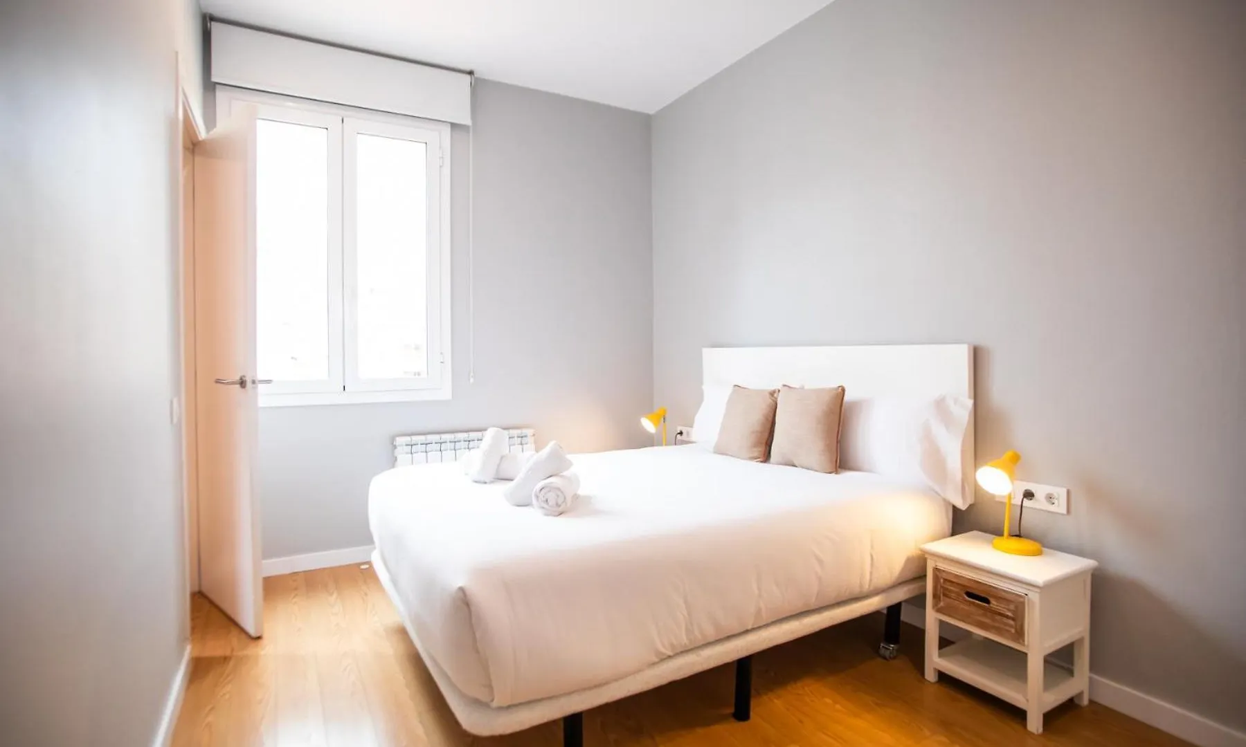 44Mal1084- Bright 2Br Apartment バルセロナ